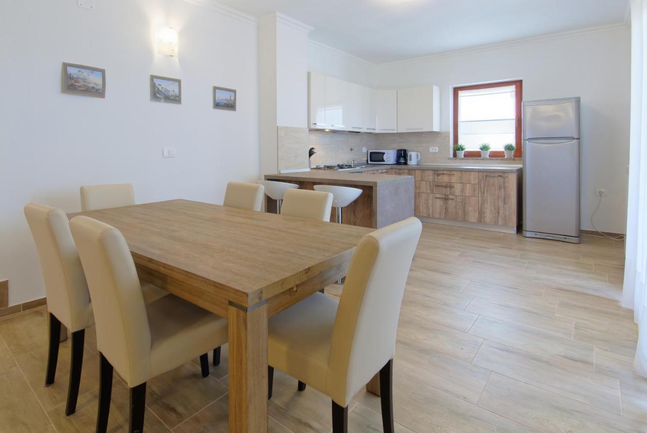 Apartments Belvedere By Rent Istria Plovanija Екстер'єр фото