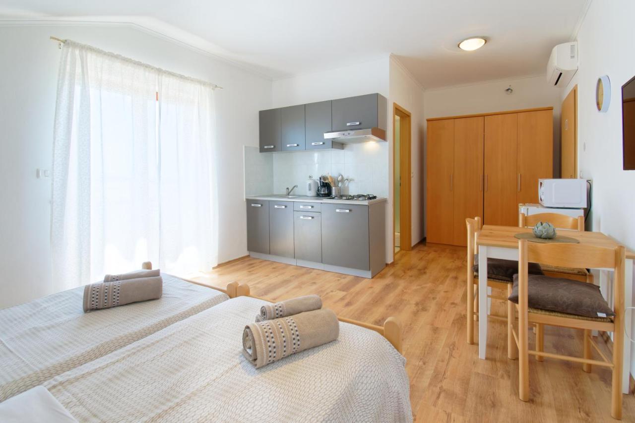 Apartments Belvedere By Rent Istria Plovanija Екстер'єр фото