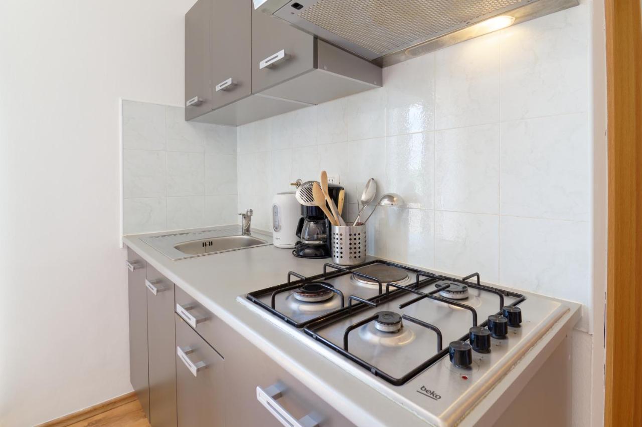 Apartments Belvedere By Rent Istria Plovanija Екстер'єр фото