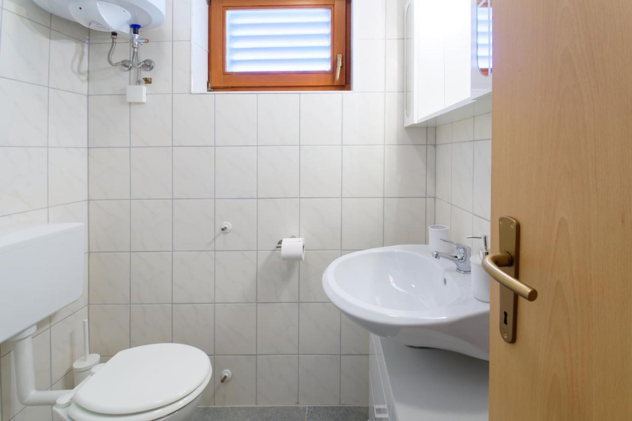 Apartments Belvedere By Rent Istria Plovanija Екстер'єр фото