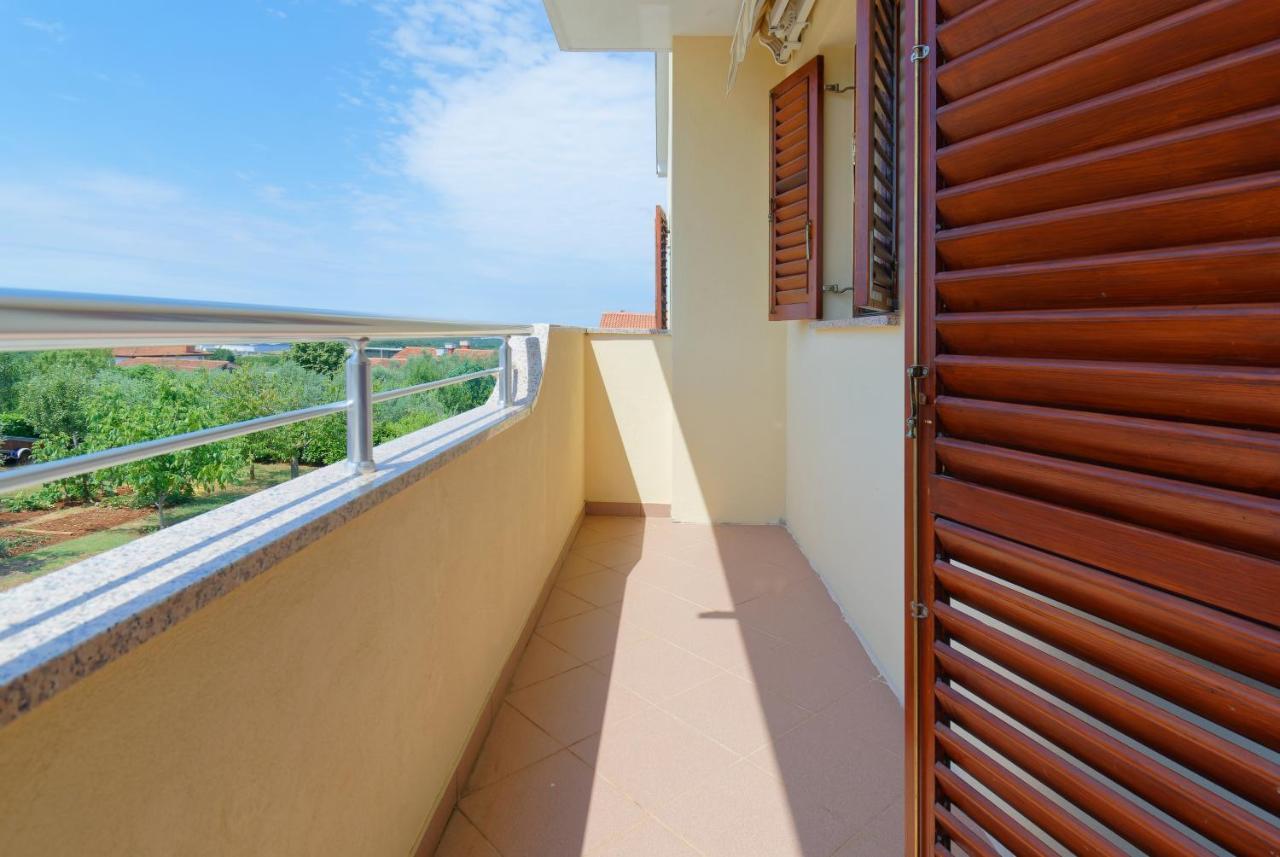 Apartments Belvedere By Rent Istria Plovanija Екстер'єр фото